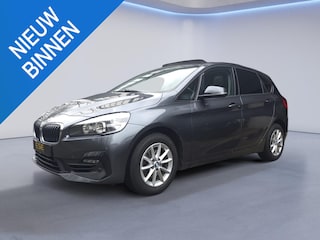 BMW 2-serie Tourer 218i Executive | Panorama | Navigatie | Leder | Cruise