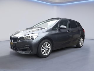 BMW 2-serie Tourer 218i Executive | Panorama | Navigatie | Leder | Cruise