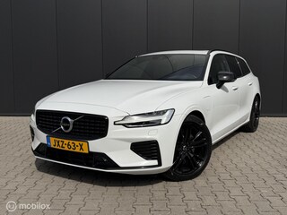 Volvo V60 2.0 T6 Twin Engine AWD R-Design/Pano/Trekhaak/H&K/Vol!