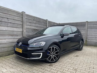 Volkswagen Golf 1.4 TSI GTE Pano-Trekhaak-Navi-Led-