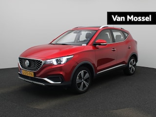 MG ZS Luxury 45 kWh Aut. | Panoramadak | Leder | DAB | Apple carplay | Stoelverwarming