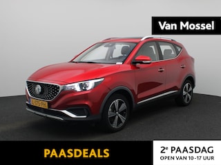 MG ZS Luxury 45 kWh Aut. | Panoramadak | Leder | DAB | Apple carplay | Stoelverwarming