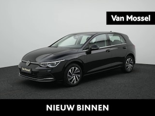Volkswagen Golf 1.4 eHybrid Style PHEV 204PK | COMFORTSTOELEN | NAVIGATIE | CAMERA