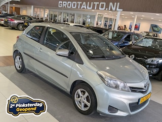 Toyota Yaris 1.0 VVT-i Aspiration Airco, Stuurbekrachtiging