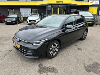 Volkswagen Golf 1.5 eTSI 150PK Hybrid Goal Edition - Navi - Clima - Trekhaak