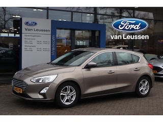 Ford Focus 125PK TITANIUM BUSINESS 5-DEURS TREKHAAK PARK-SENSOREN LM-VELGEN KEYLESS CLIMA WINTERPACK APPLE/ANDROID