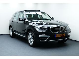 BMW X3 xDrive20i High Executive. Panodak, Camera, StoelVerw, Adap Cruise, 19"LMV, Haak 2400kg