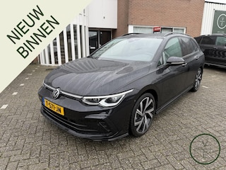 Volkswagen Golf Variant 1.5 eTSI R-Line | Pano |Camera | Adaptive | CarPlay |
