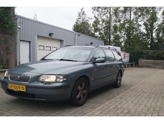 Volvo V70 2.4 140PK Edition