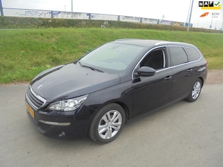 Peugeot 308 SW Peugeot 308 sw 1.6 hdi panorama dak lmv navigatie trekhaak