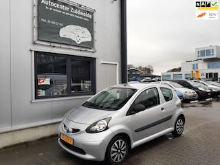 Toyota Aygo 1.0-12V airco apk2-2027