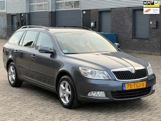 Skoda Octavia Combi 1.4 TSI Greentech Ambition Business Line NAVI CRUISE CLIMA TREKHAAK