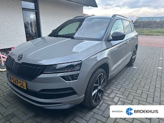Skoda Karoq 1.5 TSI 150 pk ACT Sportline Business 7-DSG | Apple carplay | Achteruitrijcamera | Stoel/stuur verwarming |