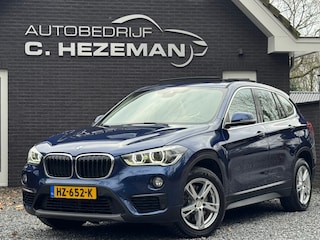 BMW X1 SDrive20i High Executive AUTOMAAT 4 CIL Panormadak Leder LED XENON