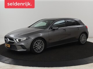 Mercedes-Benz A-klasse 200 Business Solution Plus Upgrade | Panoramadak | Stoelverwarming | Half leder | Widescreen | Camera | Navigatie | Park Assist | Cruise control | Full LED