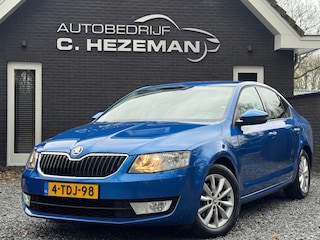 Skoda Octavia 1.2 TSI Businessline Cruise Control Navigatie Climate Control Kuipstoelen
