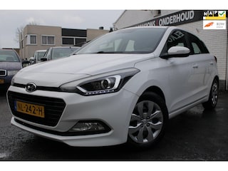 Hyundai i20 1.0 T-GDI Comfort | Airco | Cruise control | Navi | Parkeersensoren & Camera | Elec ramen |Trekhaak
