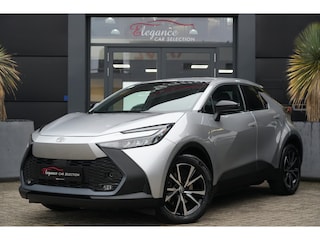 Toyota C-HR 2.0 Plug-in Hybrid 220 Dynamic 223pk Stoelverwarming/Camera/AppleCarplay