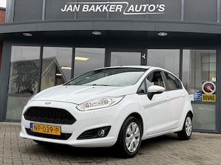 Ford Fiesta 1.5 TDCi Style Ultimate Lease Edition Cruise  PDC  Navi  Bluetooth