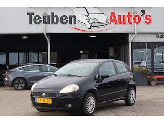 Fiat Punto Grande 1.4 Dynamic Airco, Elektrische ramen, Cruise control APK t/m 28-08-2026