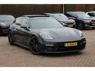 Porsche Panamera Sport Turismo 2.9 4 E-Hybrid / Panoramadak / Camera / Luchtvering / Sportuitlaat / Bose / 21'' / Softclose / Sportdesign&Chrono / Stoelverwarming 4x / Stuurverwarming / DAB / Dodehoek / Cruise Control