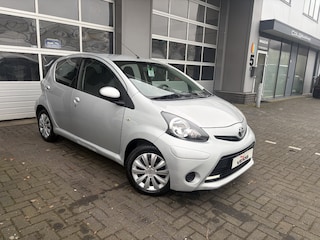 Toyota Aygo 1.0-12V Cool/ AIRCO/ LED / 3 MND GARANTIE