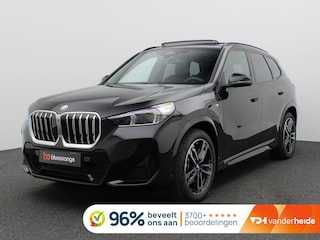 BMW X1 xDrive25e 245PK Aut. M-Sport, Pano-Schuifdak, Keyless, Digital Key, Stoelverwarming, LED verlichting, Trekhaak, 19" LM Velgen