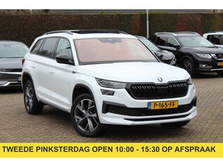 Skoda Kodiaq 1.5 TSI Sportline Business / Trekhaak / Panoramadak / Camera / Keyless / 20'' / CarPlay / Navigatie / Matrix LED / DAB / Stoelverwarming / Cruise Control