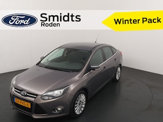 Ford Focus 1.6 125PK TI-VCT First Edition | Trekhaak | Half leder | Winter Pack | Nav | 17-inch |
