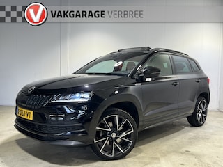 Skoda Karoq 1.5 TSI ACT Sportline Business | Navigatie/Android/Apple Carplay | LM Velgen 19" | Elektrisch Glazen Panoramadak | Voorstoelen Verwarmd | Achteruitrijcamera | Trekhaak Uitklapbaar | Cruise Control Adaptief |