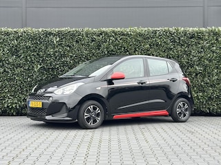 Hyundai i10 1.0i Comfort, NL AUTO, NAP LOGISCH, NAVIGATIE VIA CARPLAY, AIRCO, DAB, LICHTMETAAL 13"