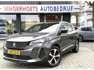 Peugeot 3008 130 Pk. * GT * Automaat * EAT8 Benzine * Night Vision * Navigatie * 1//2 Lederen interieur * Keyless Start & Entry * Dodehoek Bewaking * Voor en achter Parkeer Camera * Vingerhoets; Vierde Generatie Eersteklas Service. Al meer dan 100 jaar een begrip in de Brabantse Kempen.