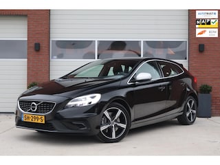 Volvo V40 2.0 T4 190PK R-Design Business Sport - Half leder - Zwarte hemel - Afneembare trekhaak - Stoelverwarming