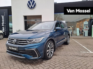 Volkswagen Tiguan 1.4 TSI eHybrid R-Line Business | LEER | PANO-SCHUIFDAK | TREKHAAK | IQ LIGHT | STOEL-STUURWIELVERWARMING