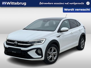 Volkswagen Taigo 1.5 TSI 150pk DSG R-Line / Virtual Cockpit Pro / Panoramadak / IQ LED / Achteruitrijcamera / 18''LMV