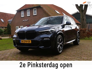 BMW X5 XDrive30d High Executive | M pakket | Dodehoek bewaking | Apple Carplay | Stuurwiel verwarmd. | 360°C Camera | Adaptive led
