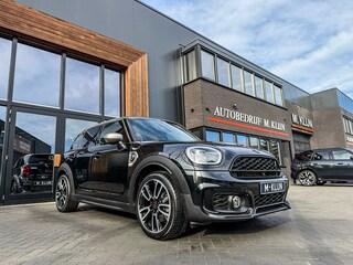 Mini Countryman Cooper S E ALL4 John Cooper Works Aut 220pk/Jcw Stoelen/Camera/Navi/19"Jcw/Btw