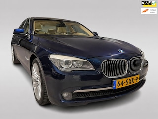 BMW 750i High Executive - Softclose - Memorystoelen - Schuifdak - NL Auto