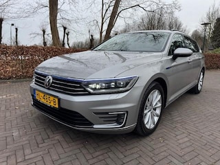 Volkswagen Passat Variant 1.4TSI GTE HIGHLINE TREKHAAK/XENON/ACRUISE