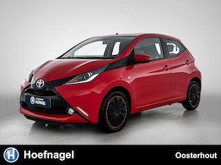 Toyota Aygo 1.0 VVT-i x-play | Automaat | Airco | Camera | Navigatie