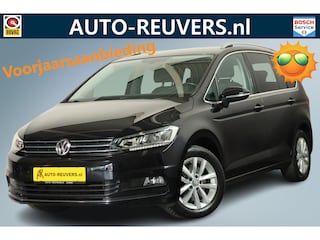 Volkswagen Touran 1.5 TSI ACT Highline 7p / LED / ACC / CarPlay / Trekhaak / DSG