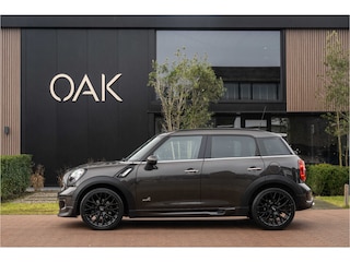 Mini Countryman 1.6 Cooper S ALL4 Chili | Navigatie | Panorama | Leder | H&K | 19"LM | Midnight Grey