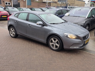 Volvo V40 2.0 D2 Nordic+ mooie auto! Rijdt en schakelt perfect.