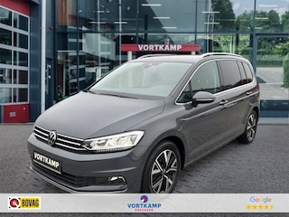 Volkswagen Touran 1.5 TSI DSG HIGHLINE TREKHAAK/ACC/LED/STOELVERW/CAMERA