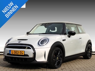 Mini Mini Classic 33 kWh NL-AUTO | CAMERA | 1/2 LEDER | NAVI