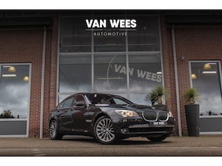 BMW 750i ActiveHybrid | NL auto | 2e eigenaar | Soft close | 360 camera | Keyless entry | Head-up | Comfortstoelen | Dakraam | Sportstuur | HiFi audio | Adaptive Xenon