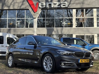 BMW 3-serie GT 320i Luxury Line NL-AUTO / PANO / ADEPTIVE / NAVI / CAMERA