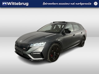 Skoda Octavia Combi 1.4 TSI RS iV PHEV / AUTOMAAT/ PANO/ 245 PK/ ACC/ HEAD-UP/ MEMORY SEAT/ STUUR+STOELVERWARM.V+A/ PARK.SENSOR.V+A/ CAMERA/ SMARTLINK/ DODEHOEK/ DCC/ ELEK.KLEP/ DAB/ CLIMA/ NAVI/ KEYLESS/ LED/ 18'' LMV