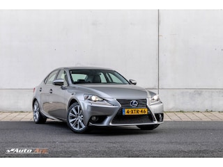 Lexus IS 300h Business Line Pro