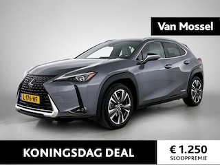 Lexus UX 250h Executive Line 183 PK | Automaat | Cruise Control Adaptief | Elektrische stoelen met geheugen | Apple Carplay | Android Auto | Climate Control | Navigatie | 360 camera | Head Up Display |